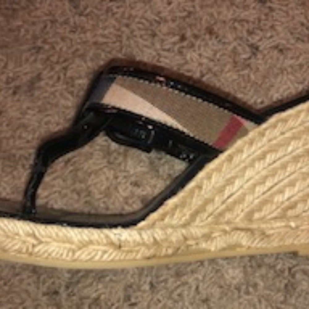 BURBERRY Wedge Sandals--SIZE 38--$175 - Picture 4 of 4